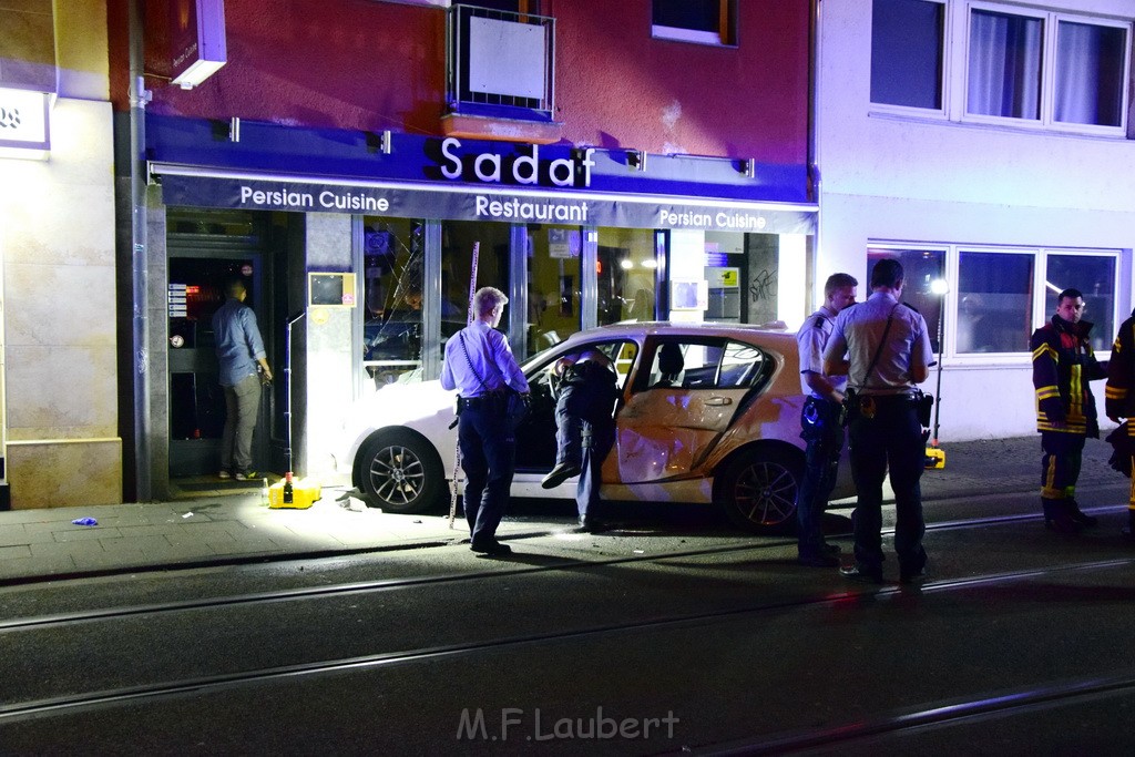 VU Pkw Strab PKlemm Koeln Altstadt Jahnstr P094.JPG - Miklos Laubert